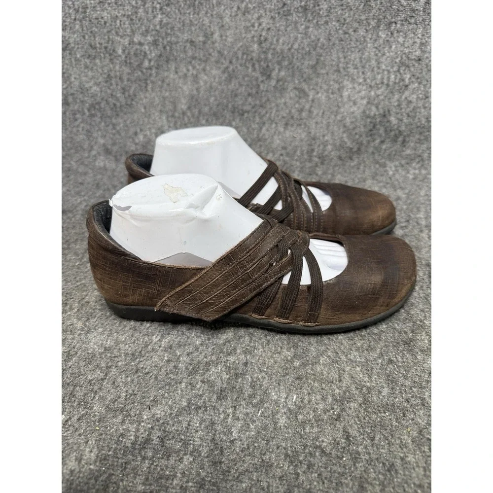 Naot Mary Jane Shoes Womens Size 10 Brown Leather Comfort Walking Flats